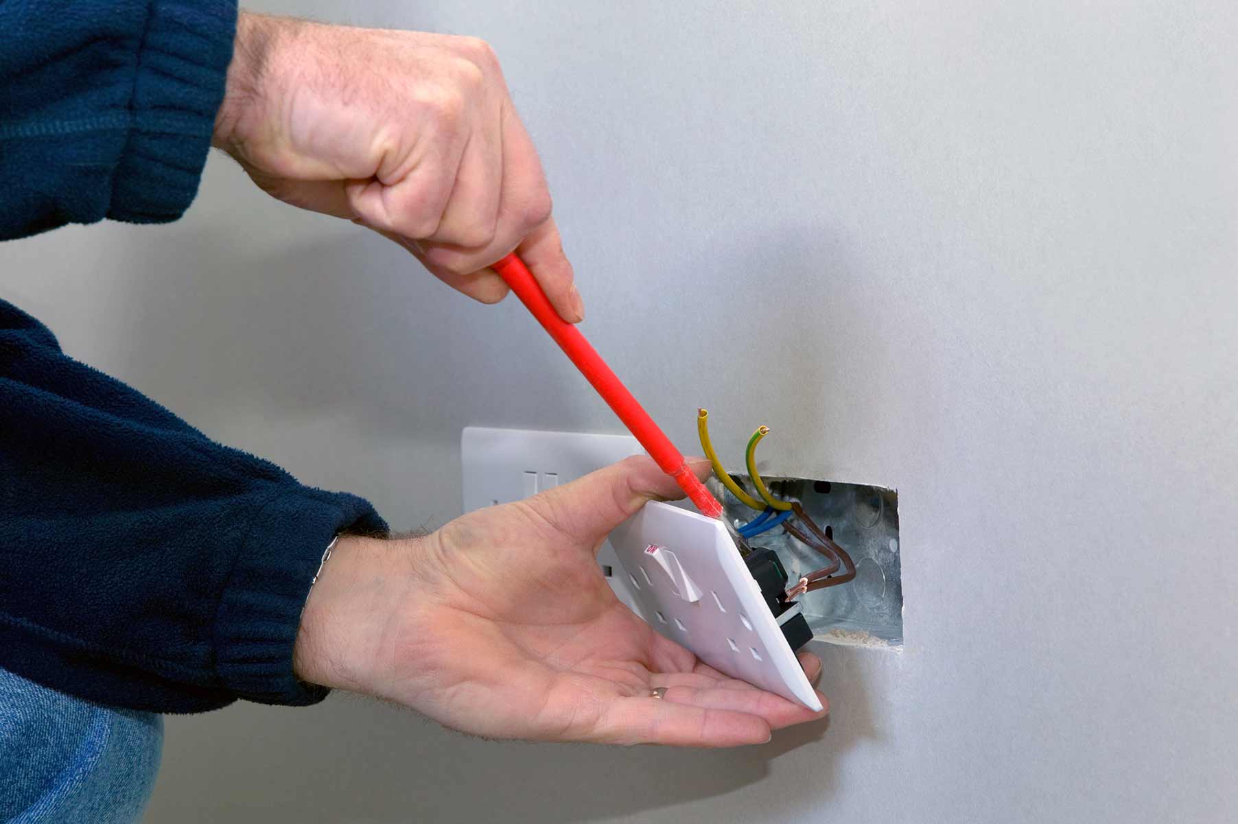 Our electricians can install plug sockets for domestic and commercial proeprties in Bedlington and the local area. 